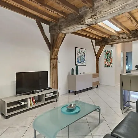 Apartment Le Scarabee Bleu - Confort Fonctionnel - Mon Groom