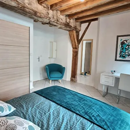 Le Scarabee Bleu - Confort Fonctionnel - Mon Groom Apartment